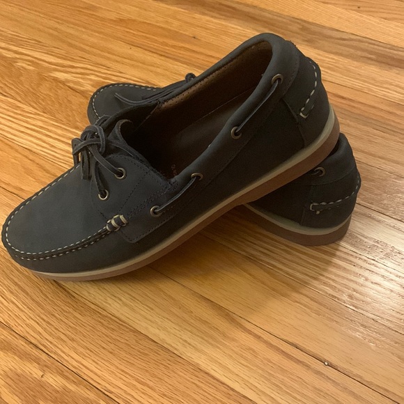 Brand new with tags Allen Edmonds boat shoes - Picture 1 of 4
